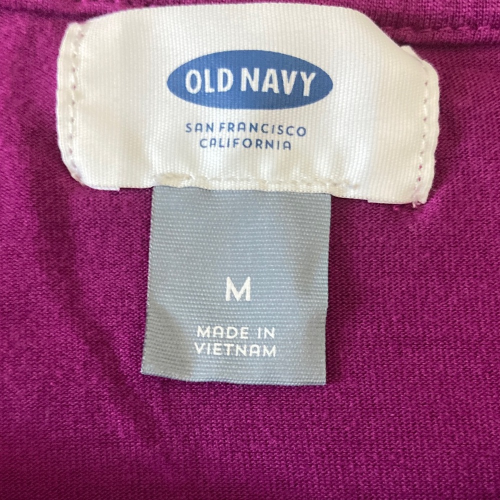 Old Navy Women's Fuchsia Long Sleeve Top - Picture 2 of 4
